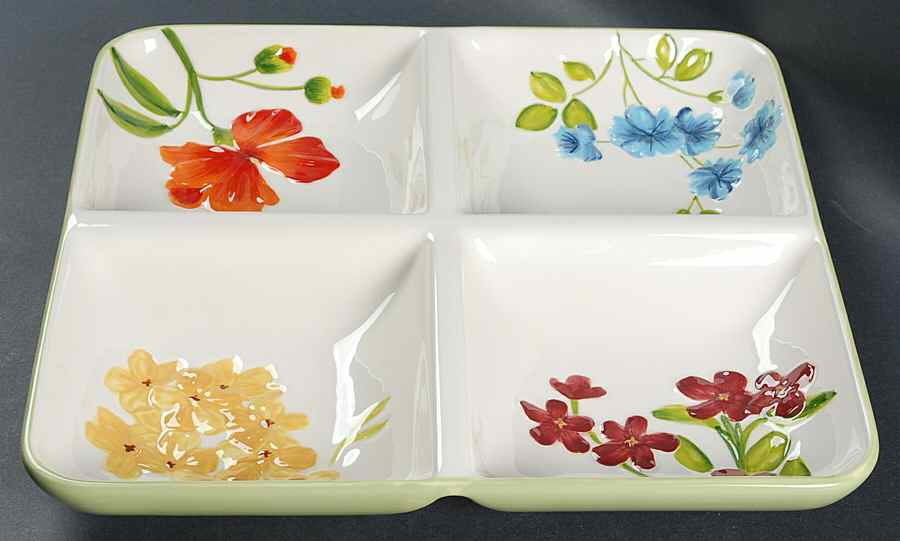 Garden Bouquet Divided 4-Part Square Platter by Homestudio-1