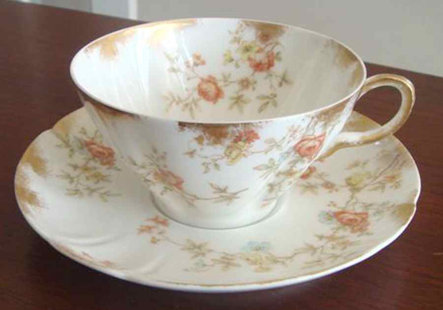 H3911 Footed Cup & Saucer Set by Haviland-1