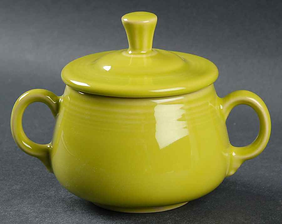 Fiesta Lemongrass (Intro 2009) Sugar Bowl & Lid by Homer Laughlin -1