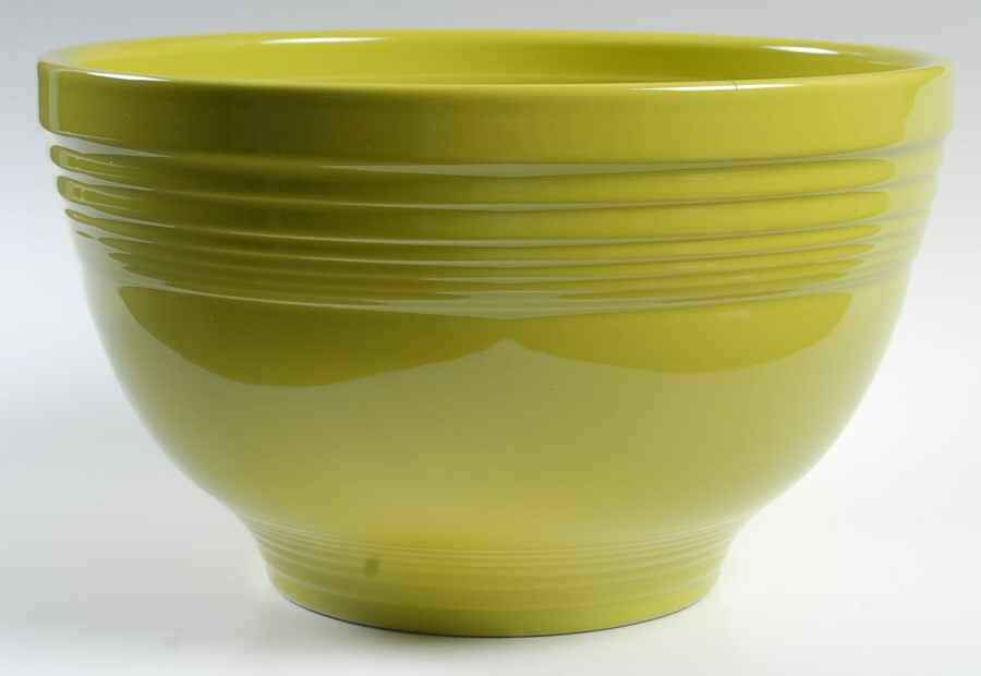 Fiesta Lemongrass (Intro 2009) 11" Baking Bowl by Homer Laughlin -1