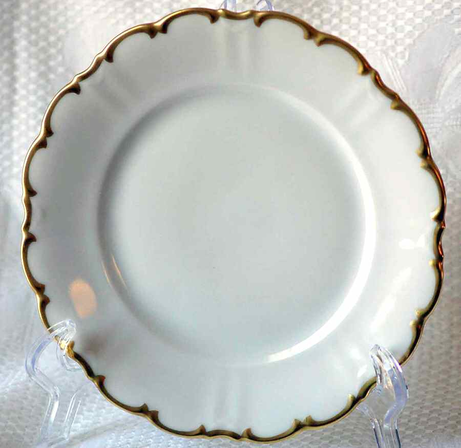 02696 Dinner Plate by Hutschenreuther-1