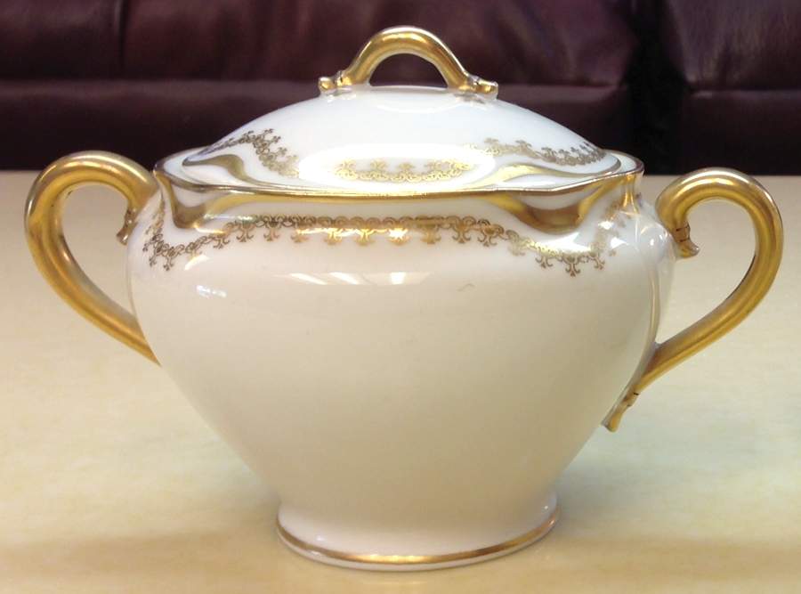 Schleiger 1002-1 Sugar Bowl & Lid by Haviland-1
