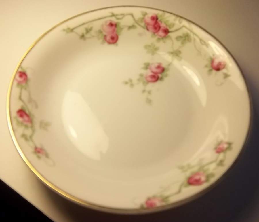 HC1152 Fruit/Dessert (Sauce) Bowl by Heinrich - H&C-1