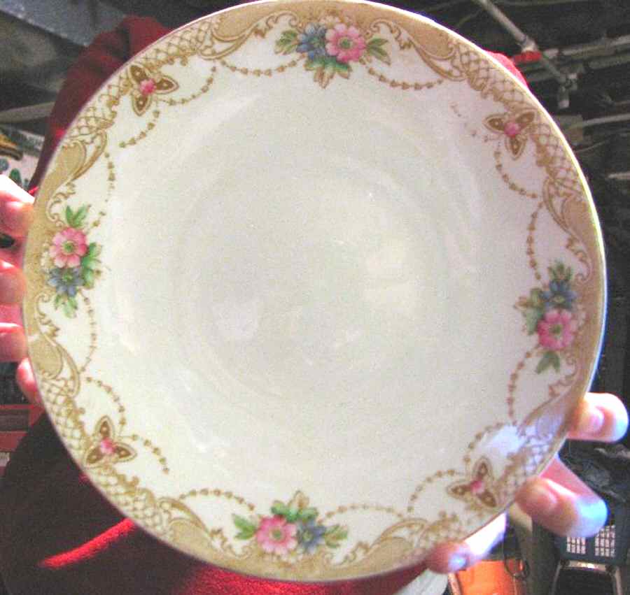 HMW5 Saucer by HM Williamson-1