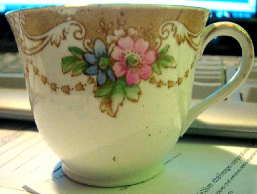 HMW5 Flat Cup by HM Williamson-1