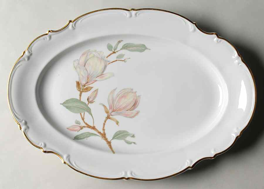Magnolia (8230, Sylvia, White) 15" Oval Serving Platter by Hutschenreuther-1