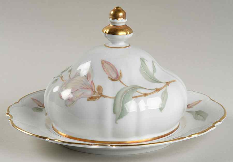 Magnolia (8230, Sylvia, White) Round Covered Butter by Hutschenreuther-1