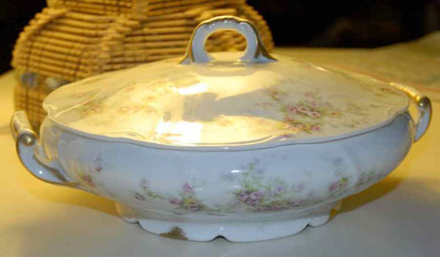 Schleiger 149-15 Round Covered Vegetable by Haviland-1