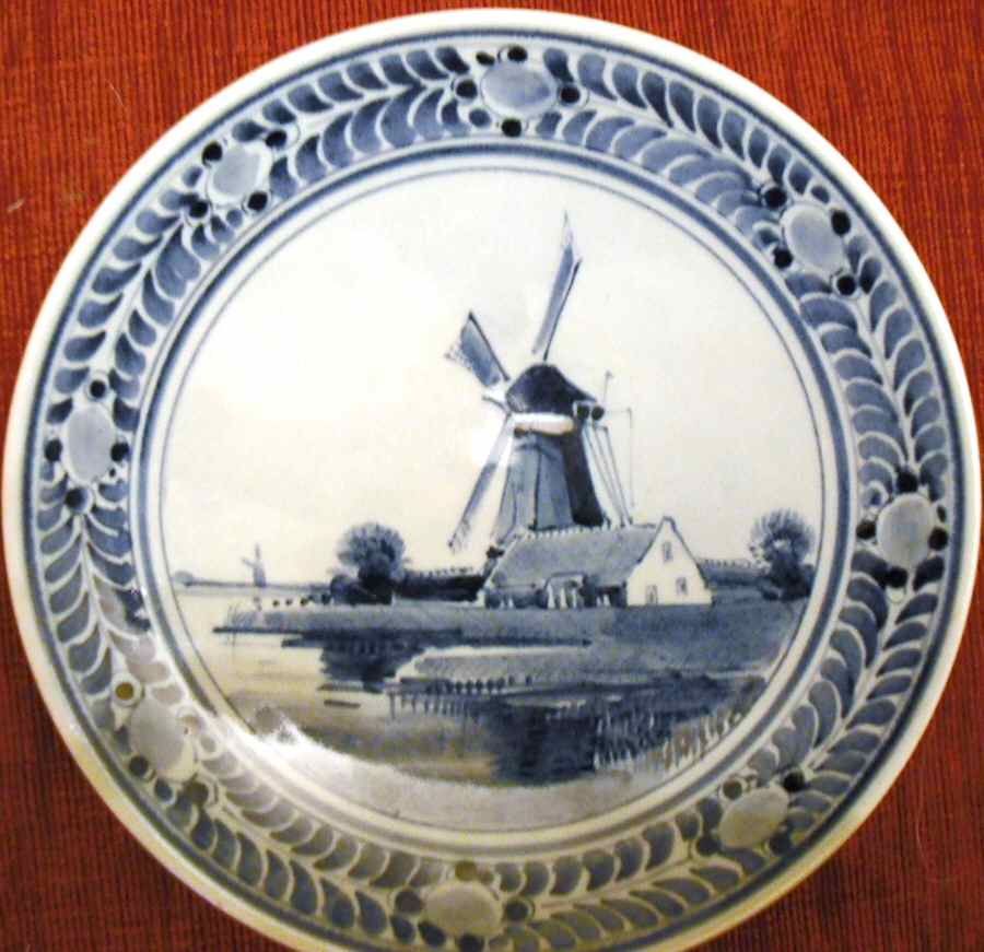 HLA18 Dinner Plate by Holland-1