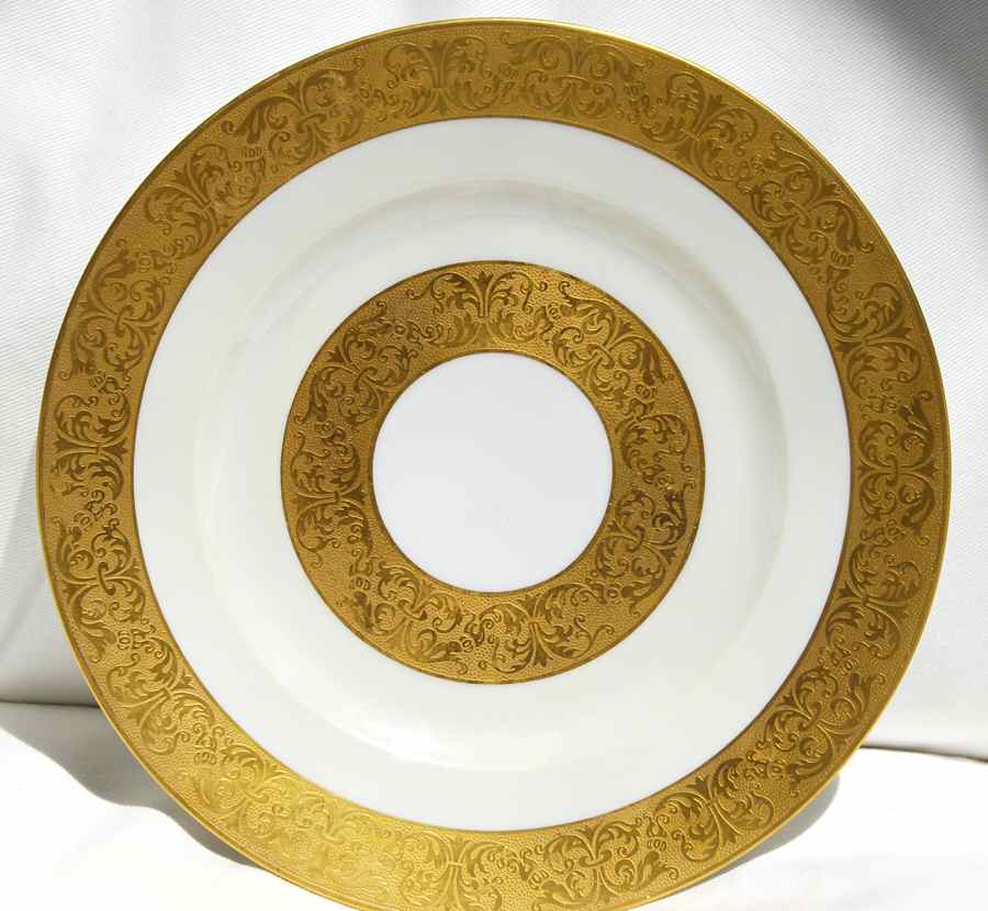 HUT1908 Dinner Plate by Hutschenreuther-1