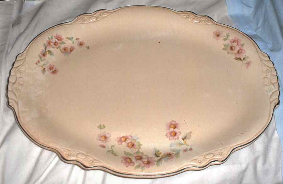 JJ59 14" Oval Serving Platter by Homer Laughlin -1