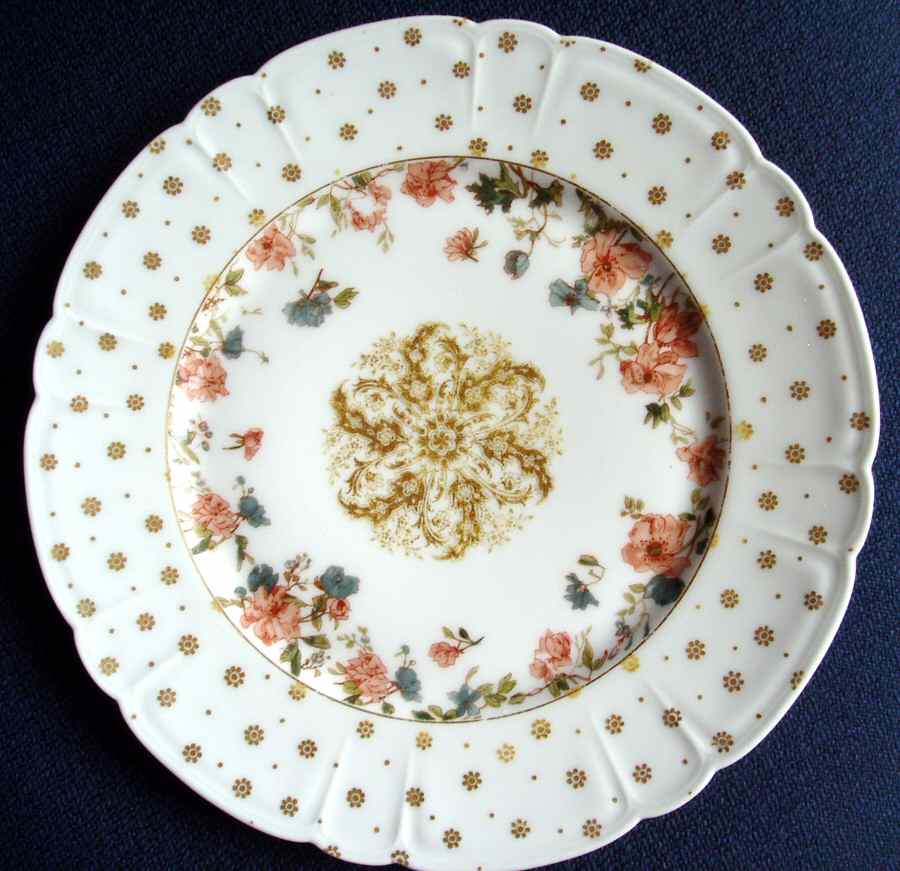 H3941 Dinner Plate by Haviland-1