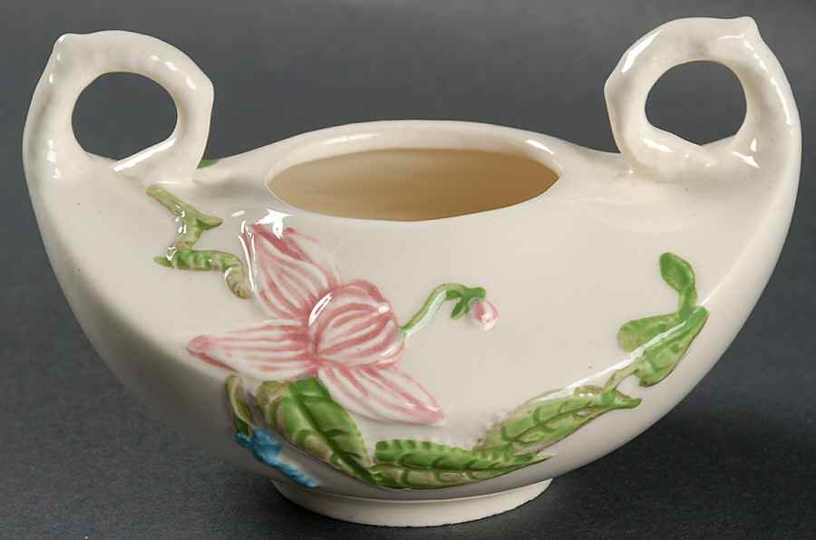 Woodland White (Hi Gloss) Sugar Bowl No Lid by Hull-1