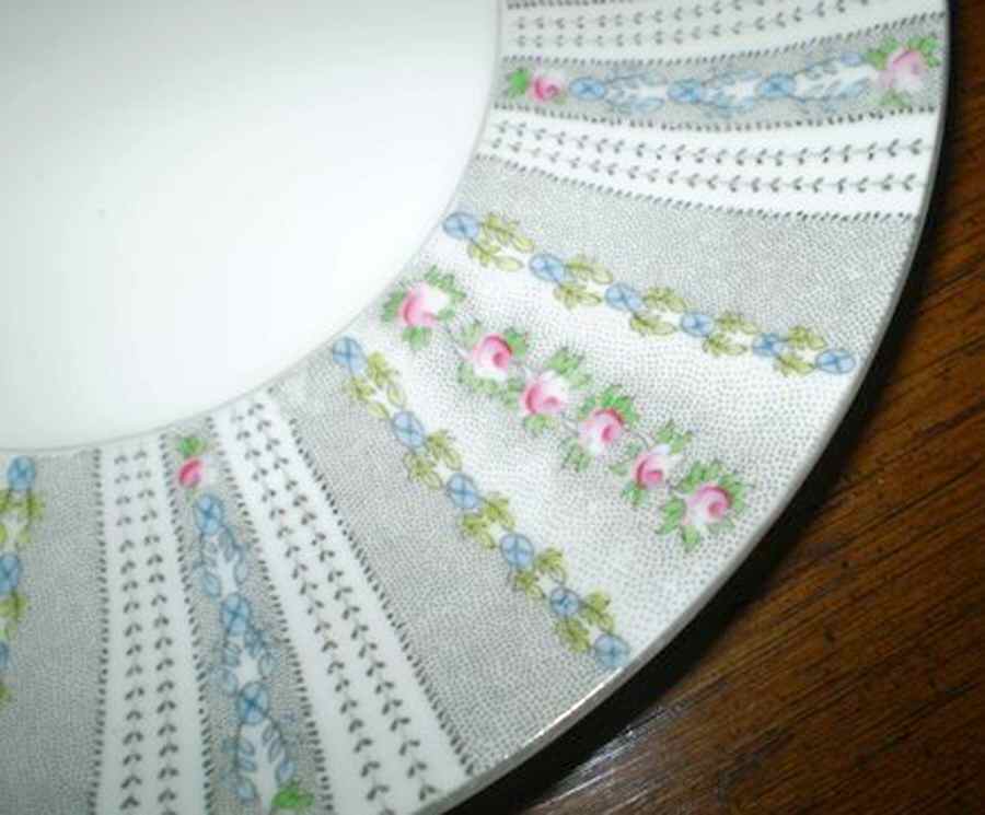 HGH15 Handled Cake Plate by E Hughes-1