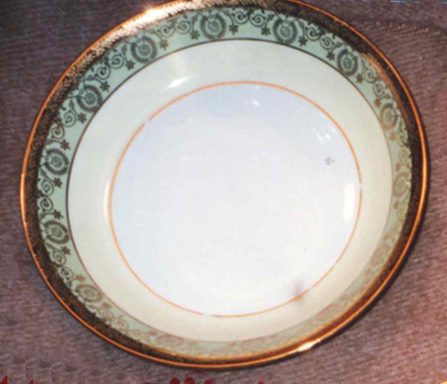 HUT1924 Coupe Soup Bowl by Hutschenreuther-1
