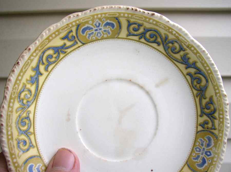 HAR160 Saucer by Harker-1