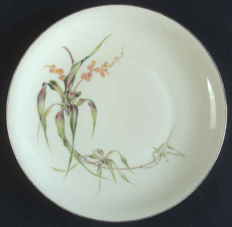 Drazene Ivory Dinner Plate by Heinrich - H&C-1