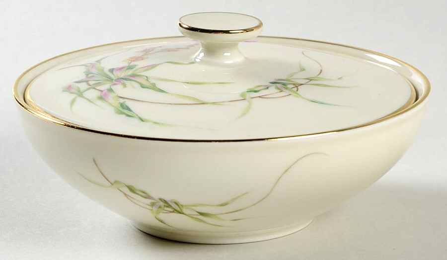 Drazene Ivory Sugar Bowl & Lid by Heinrich - H&C-1