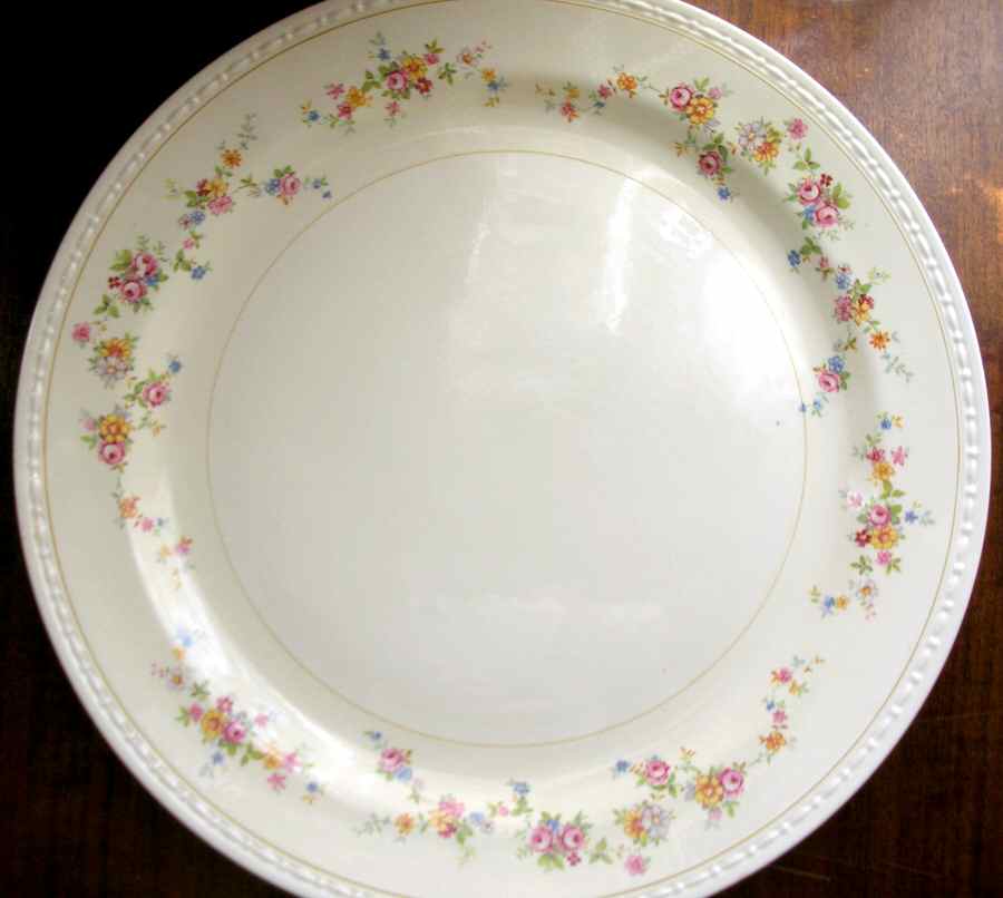 G3368 15" Chop Plate (Round Platter) by Homer Laughlin -1