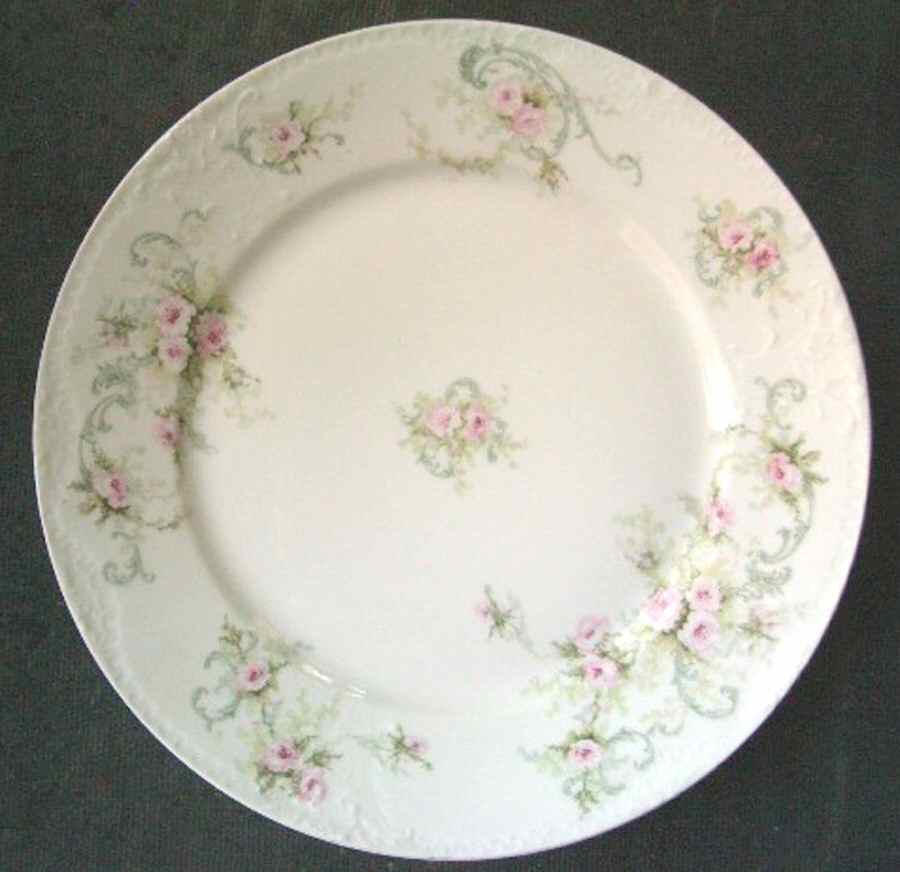 Schleiger 312-7 Dinner Plate by Haviland-1