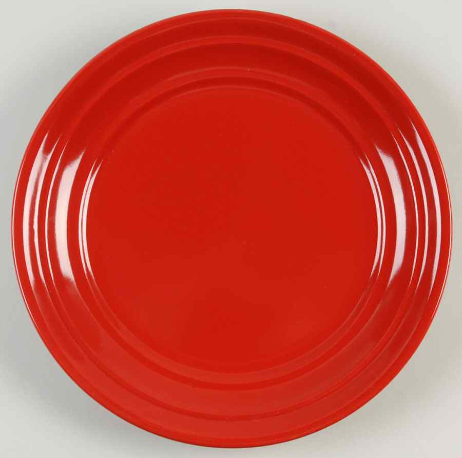Red Ribbed Dinner Plate by Home-1