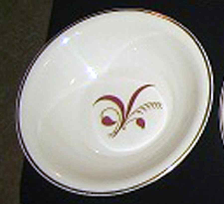 Slender Leaf (No Color Band) Fruit/Dessert (Sauce) Bowl by Harker-1