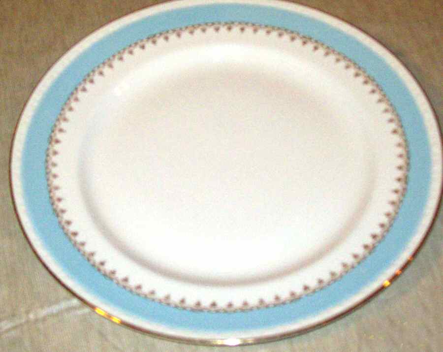 HLC3818 Dinner Plate by Homer Laughlin -1