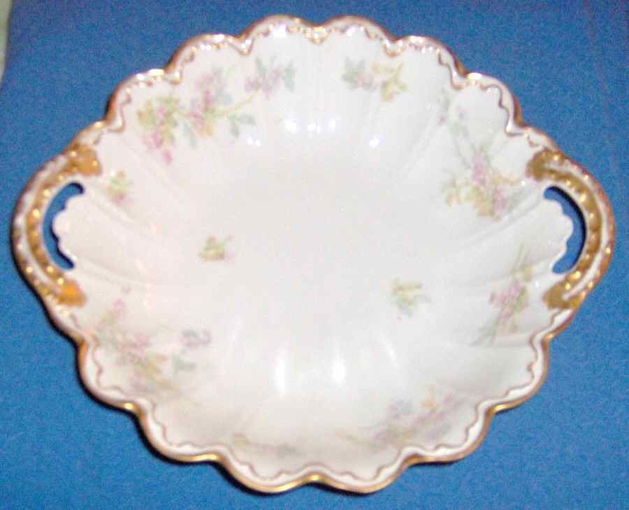 H4005 10" Round Vegetable Bowl by Haviland-1