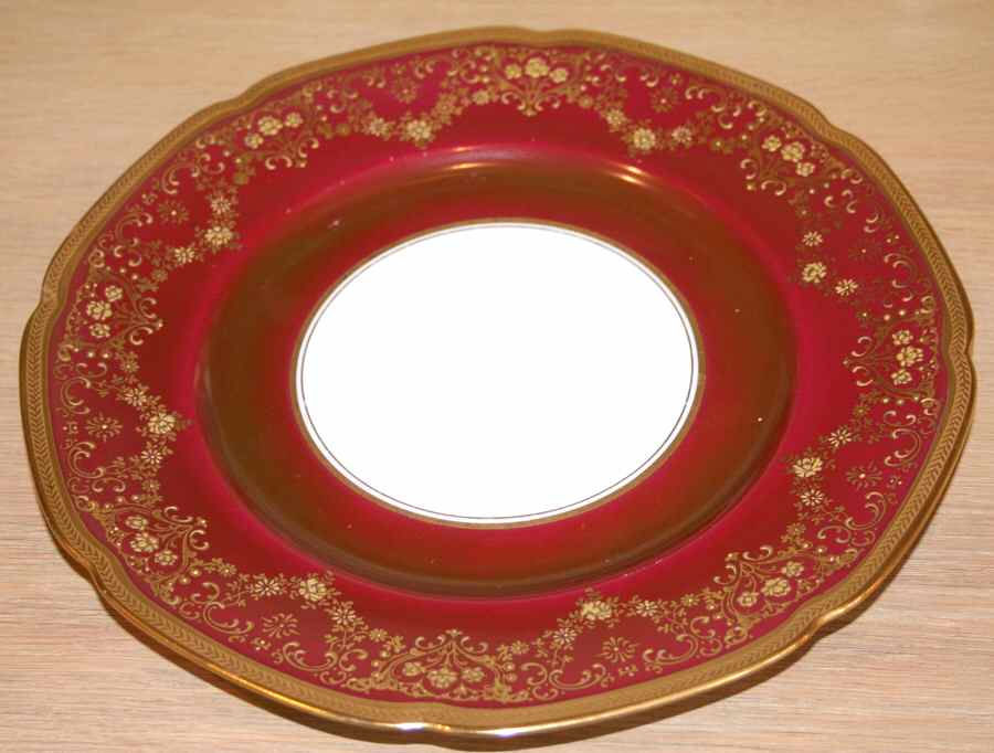 HUT1953 Dinner Plate by Hutschenreuther-1