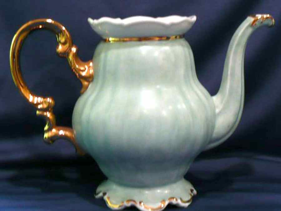 HUT1963 Teapot No Lid by Hutschenreuther-1
