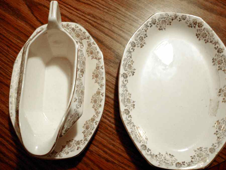 HLC2627 9" Oval Vegetable Bowl by Homer Laughlin -1