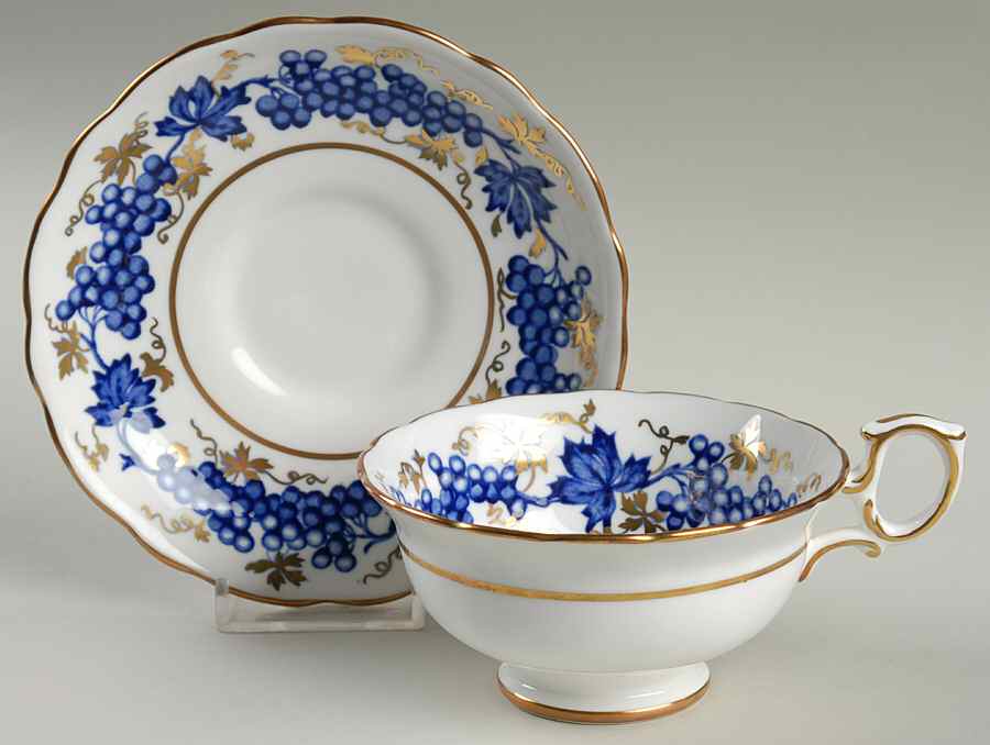 3934 Footed Cup & Saucer Set by Hammersley-1