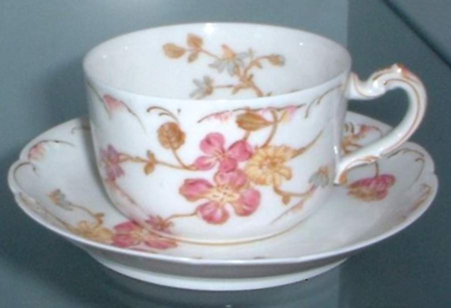 H4037 Flat Cup & Saucer Set by Haviland-1