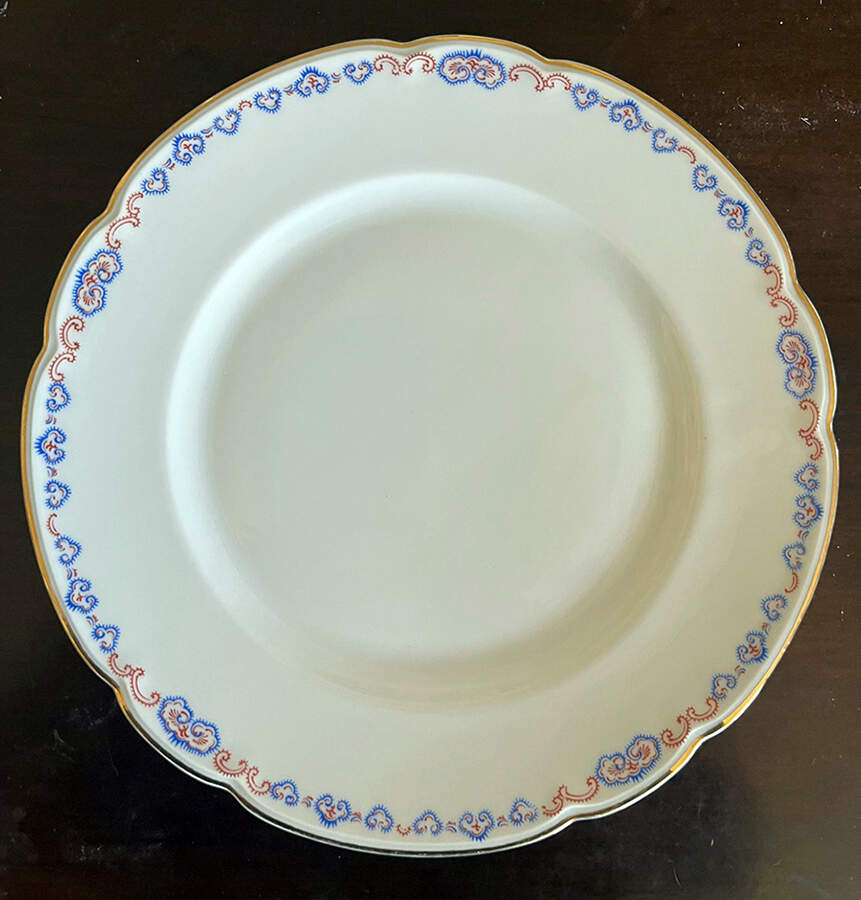 HUT1980 Dinner Plate by Hutschenreuther-1