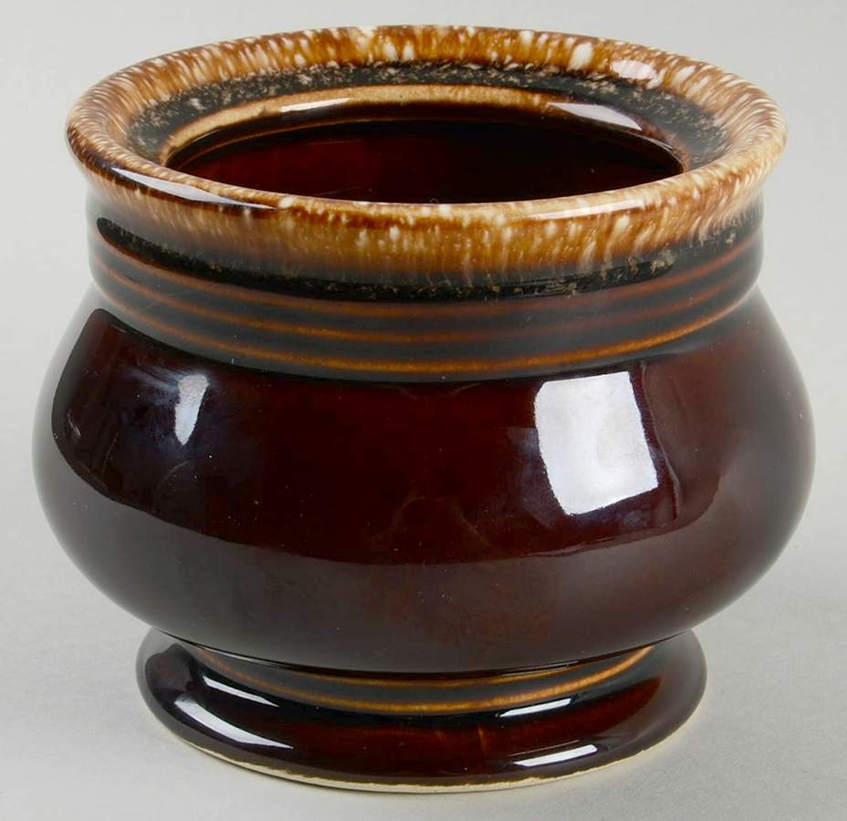 Brown Ring Sugar Bowl No Lid by Hull-1