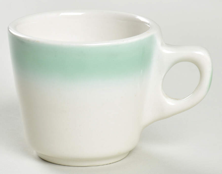 HLC3841 Flat Cup by Homer Laughlin -1