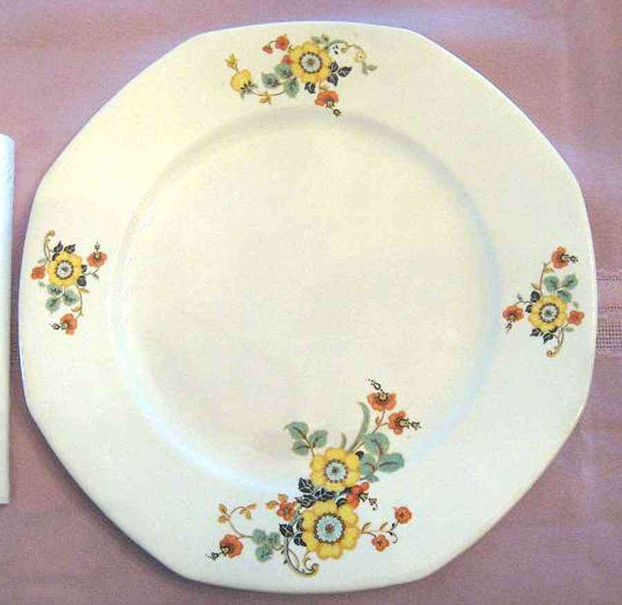 HLC3842 Dinner Plate by Homer Laughlin -1