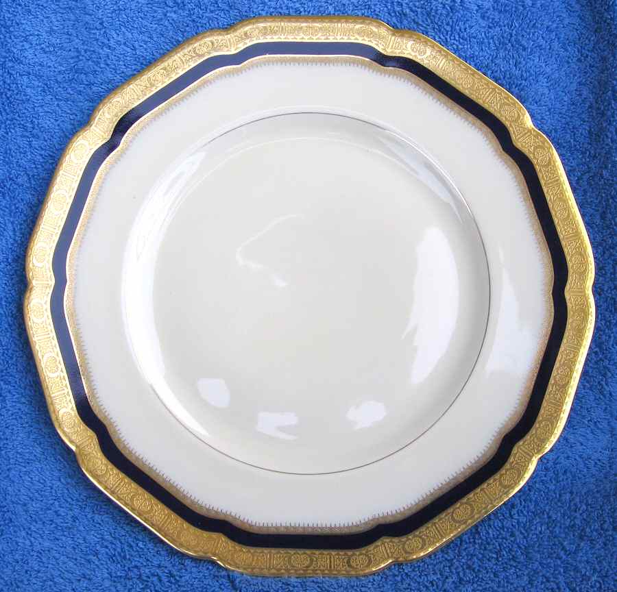 618926 Dinner Plate by Hutschenreuther-1