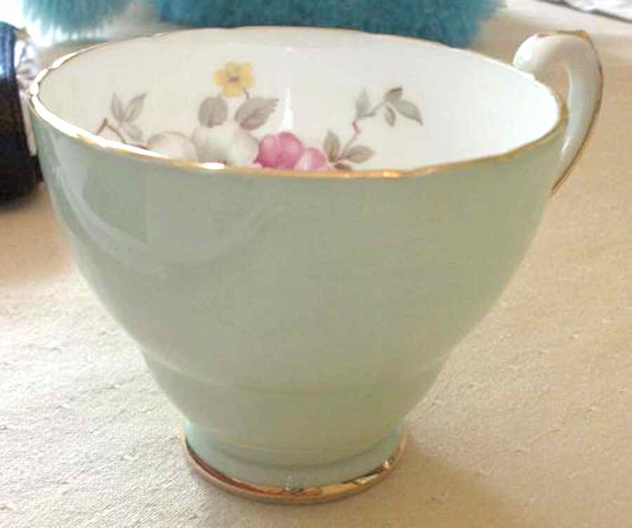 C329 Footed Cup by Hammersley-1