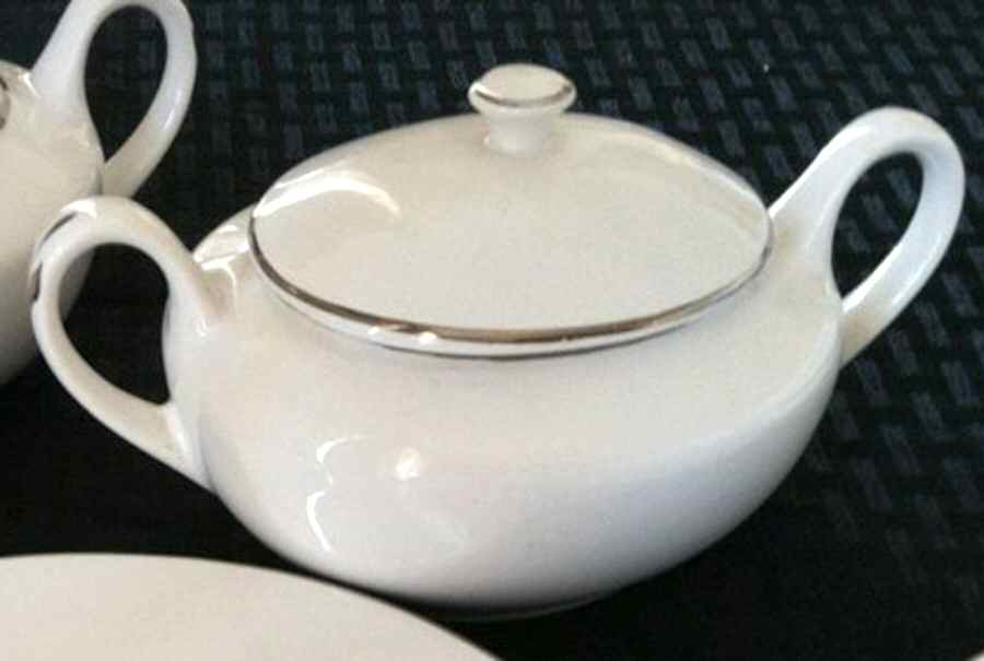 Snow White Platinum Sugar Bowl & Lid by Homer Laughlin -1