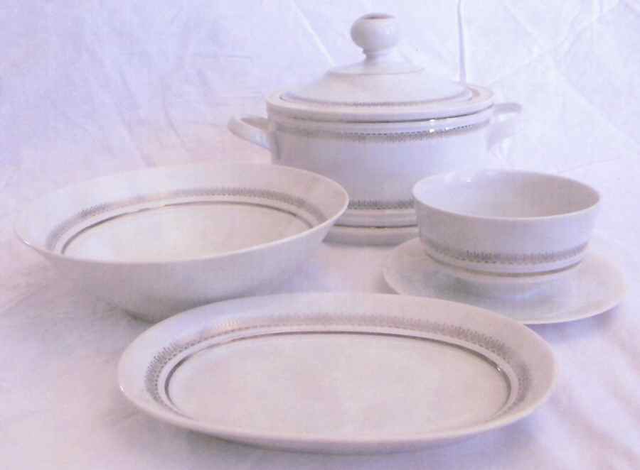 HAN4 14" Oval Serving Platter by Hanover-1