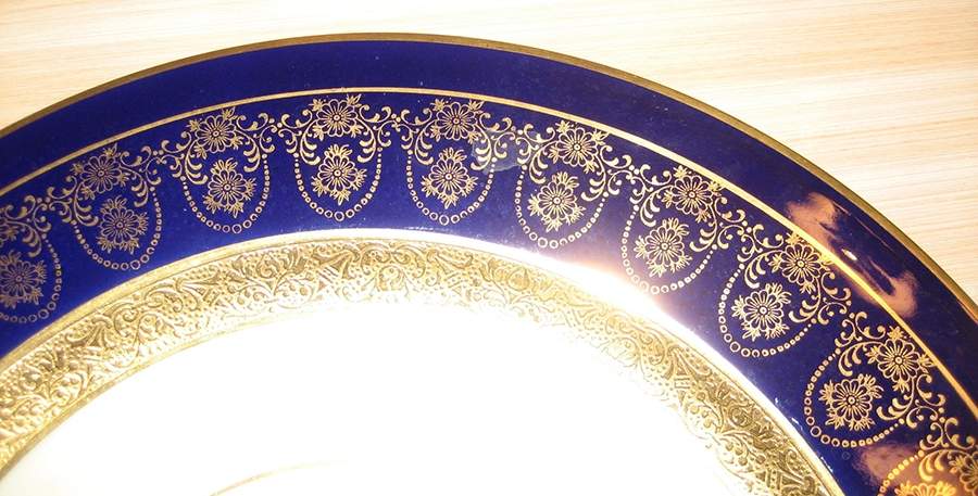 HUT1996 Dinner Plate by Hutschenreuther-1
