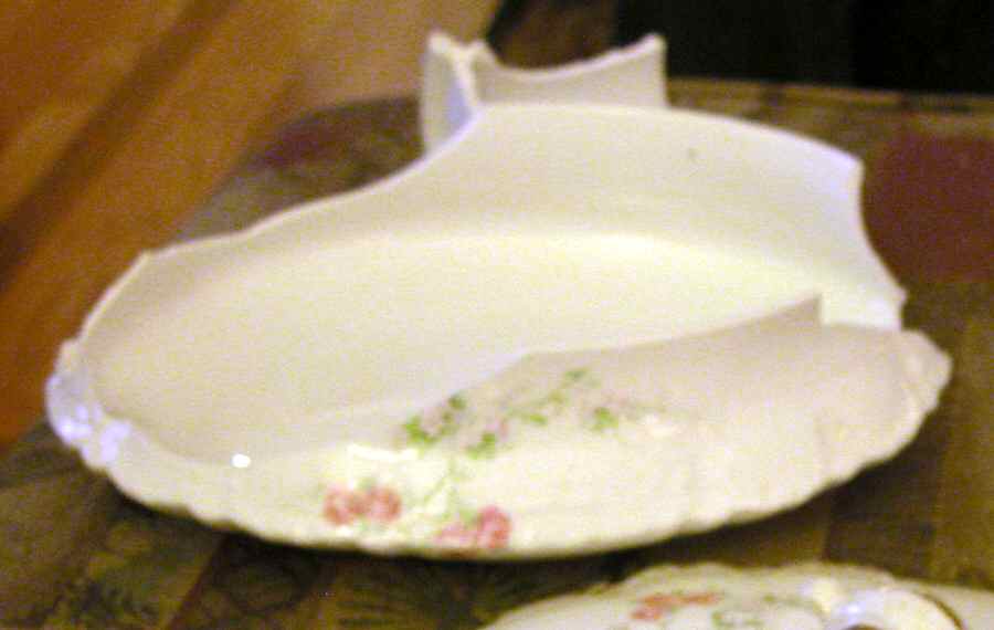 H3804 Oval Covered Vegetable by Homer Laughlin -1