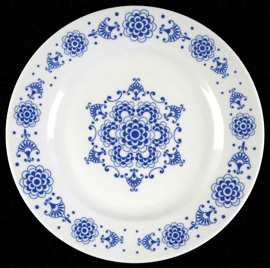 HEP68 Luncheon Plate by Graf Von Henneberg-1