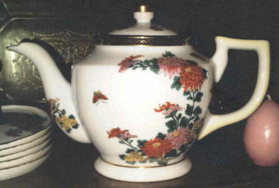 HKN32 Teapot & Lid by Hakusan-1