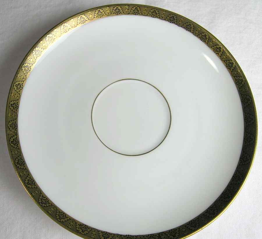 5215 Saucer by Hutschenreuther-1