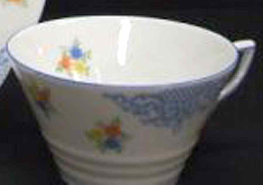 HUT2005 Flat Cup by Hutschenreuther-1