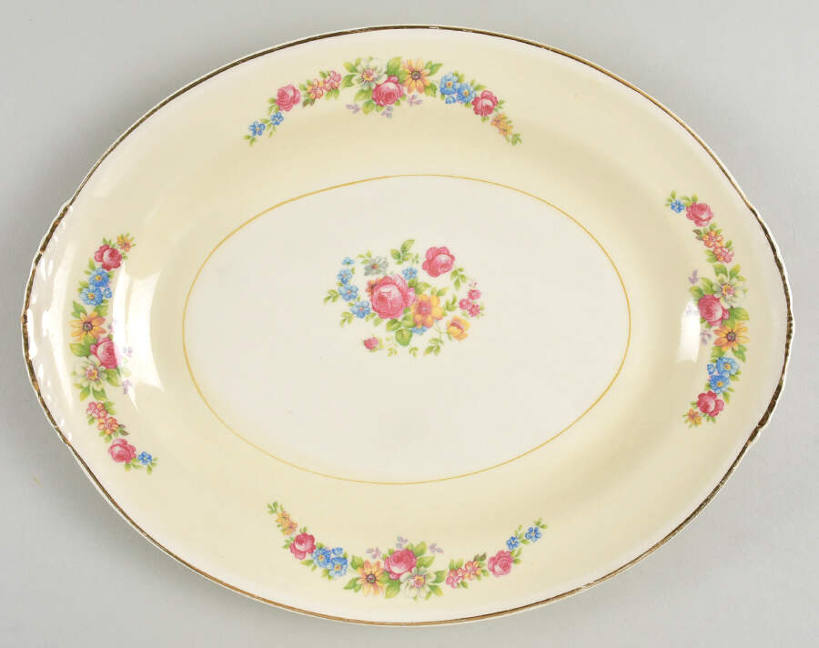 N1825 11" Oval Serving Platter by Homer Laughlin -1