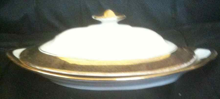 964 Oval Covered Vegetable by Hopewell-1