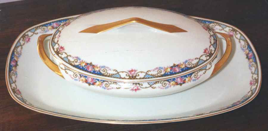 HEJ125 Oval Covered Vegetable by Hertel Jacob-1